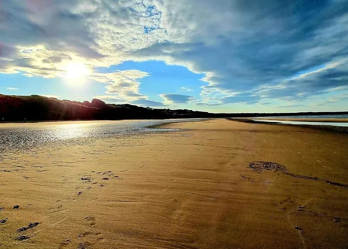 Hébergement de vacances Seascape - Part Of The The Bay Village With Pool, Gym And Direct Access, Pub, Restaurant, Tennis And Meadows Walks *