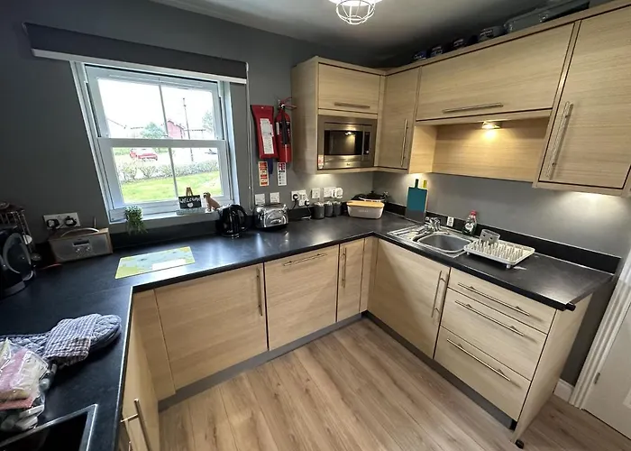 Seascape - Part Of The The Bay Village With Pool, Gym And Direct Access, Pub, Restaurant, Tennis And Meadows Walks