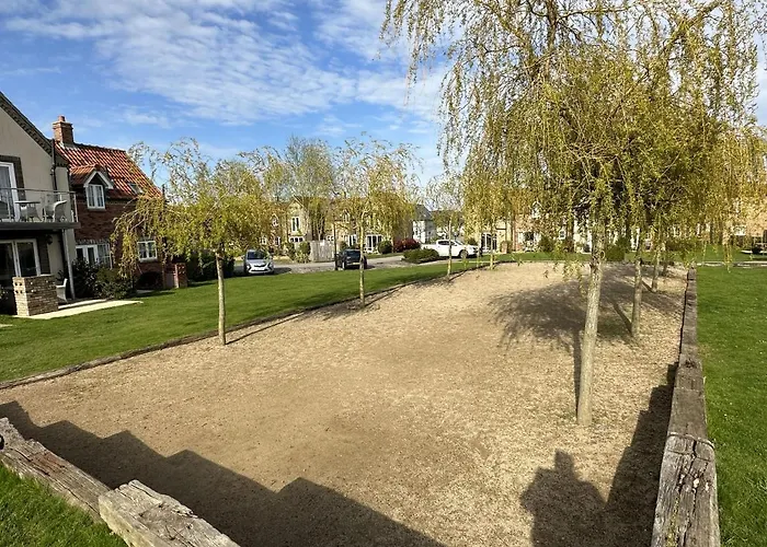 Seascape - Part Of The The Bay Village With Pool, Gym And Direct Access, Pub, Restaurant, Tennis And Meadows Walks